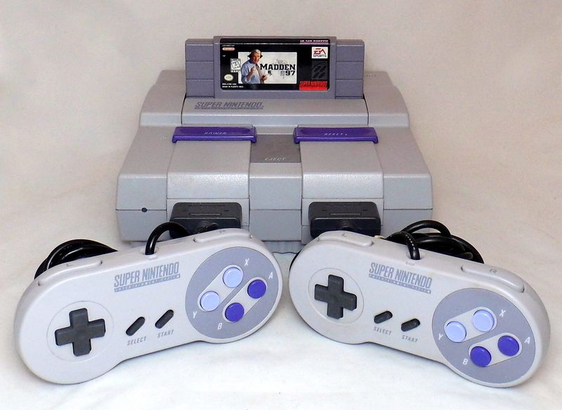 Super Nintendo Entertainment System (SNES)