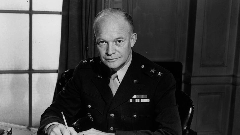 Who was the Supreme Commander of the Allied Expeditionary Force in Europe?