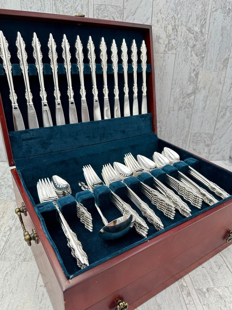 Silverware Sets