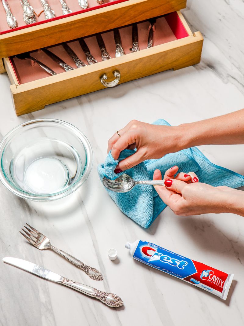 Toothpaste for Silverware
