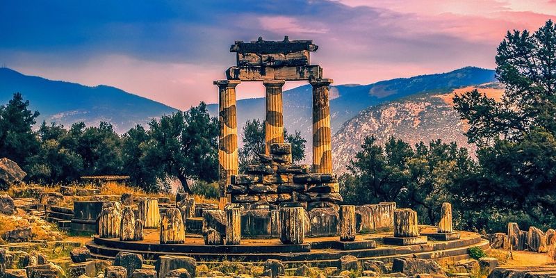 Eccentricity of the Oracle of Delphi
